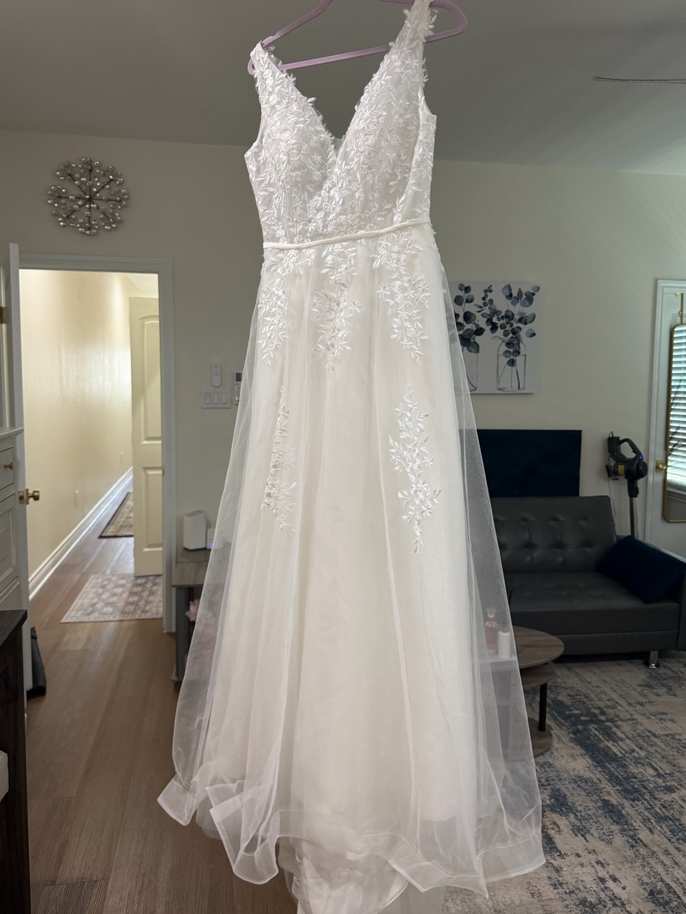 Lace sheer white elegant A-line wedding dress size 10